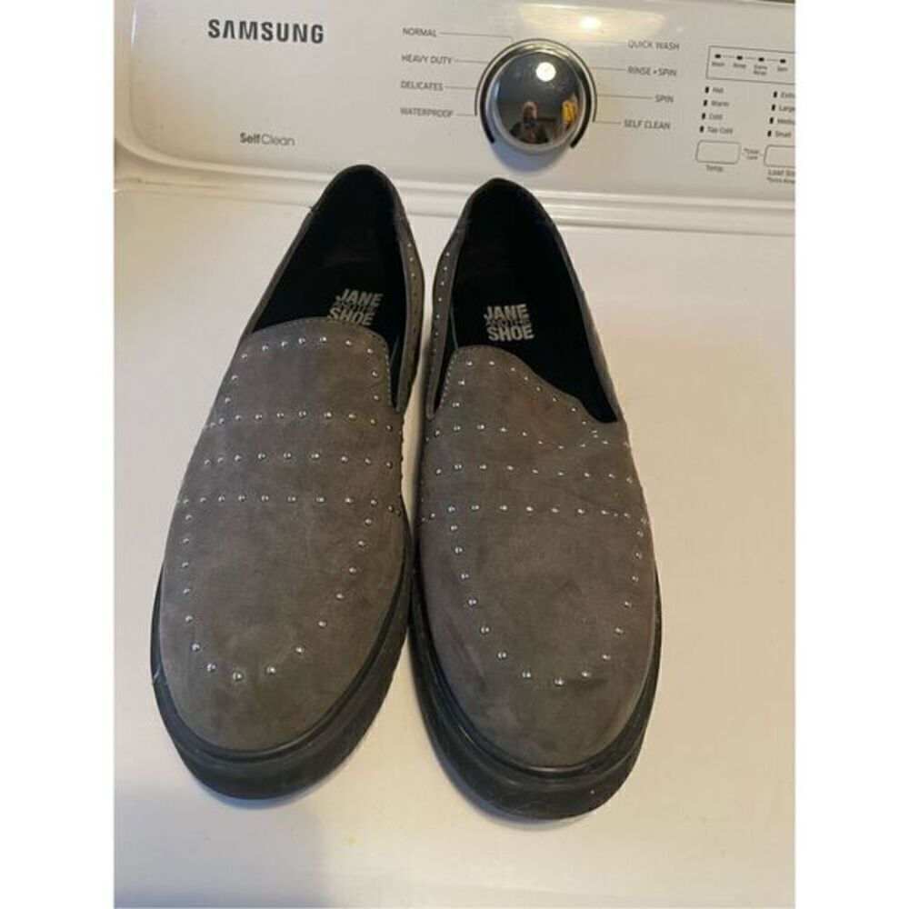 Jane and The Shoe (SZ 9)